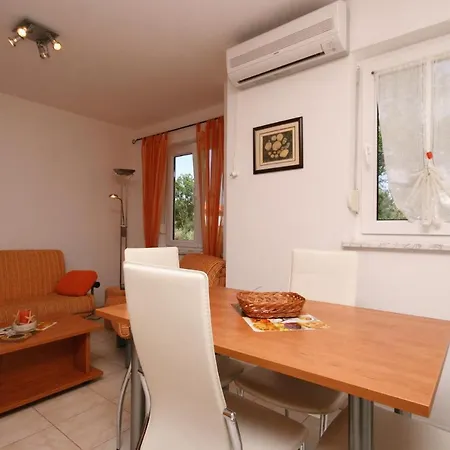 5464c Apartment Pinezici (Krk)