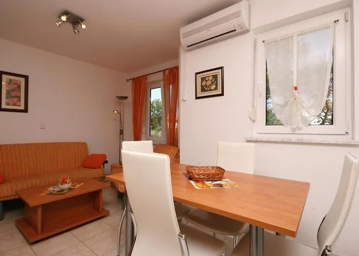 5464c Apartament Pinezići